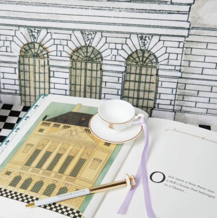 A Note Of Explanation*Royal Collection Shop Clearance