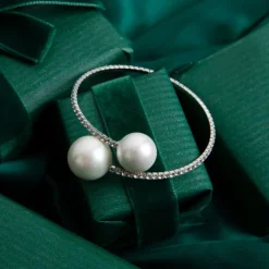 Double Pearl Crystal Bracelet*Royal Collection Shop Best