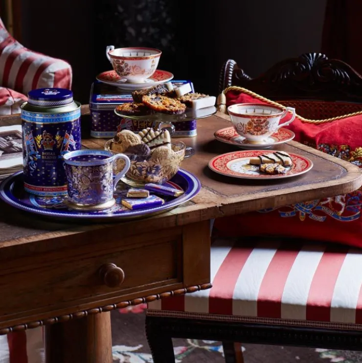 Longest Reigning Monarch Teacup And Saucer*Royal Collection Shop Outlet