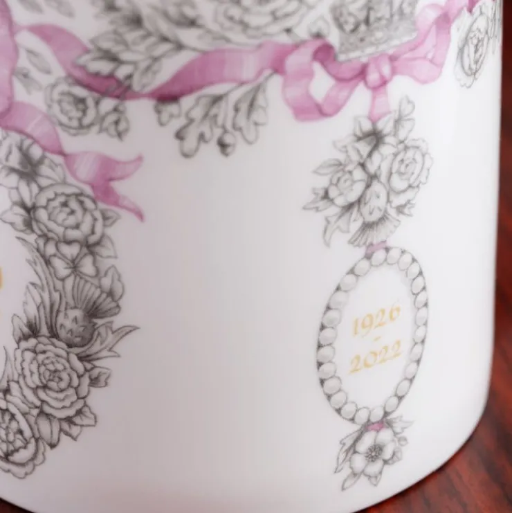 Queen Elizabeth Ii Commemorative Coffee Mug*Royal Collection Shop New