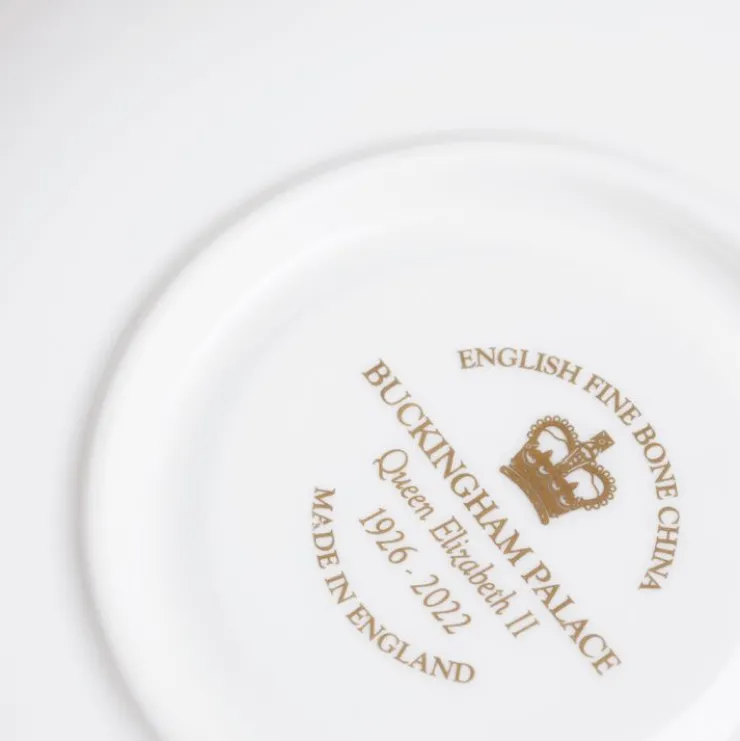 Queen Elizabeth Ii Commemorative Teacup And Saucer*Royal Collection Shop Clearance